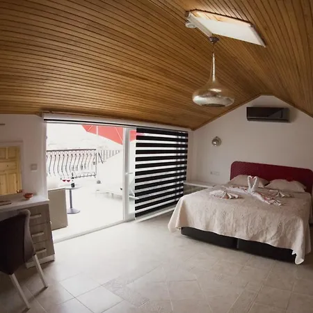 Three-bedroom Venice #01 Apartament *