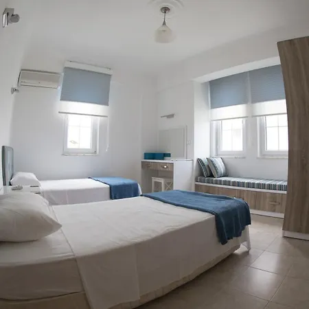Apartament Three-bedroom Venice #01 *